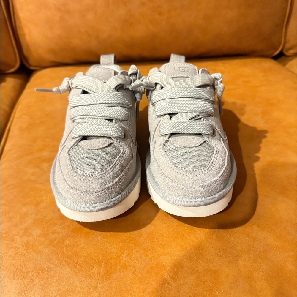 UGG Lo Lowmel- women’s Gray suede - Picture 2 of 7